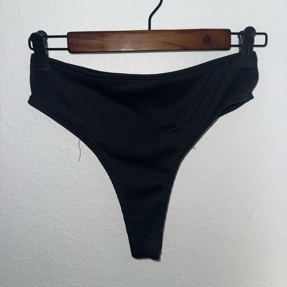 Black bikini Bottoms